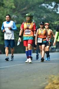 BIB: 42270, 42763
                            <button type="button" onclick="openModal(10139147)" class="btn btn-primary btn-sm float-right btn-popup" data-toggle="modal" data-target=".modal-high-quality">
                        <i class="fas fa-shopping-cart"></i> Add to Cart
                    </button>
                                            <button type="button" onclick="isThisMe(10139147, true)" class="btn btn-success btn-sm float-right btn-popup btn-isme hidden" data-toggle="tooltip" data-placement="bottom" title="นี่คือรูปของคุณใช่ไหม คลิกที่นี่เพื่อเอาเข้าอัลบั้ม">
                        <i class="fas fa-plus"></i> Add to album
                    </button>
                    <button type="button" onclick="isThisMe(10139147, false)" class="btn btn-warning btn-sm float-right btn-popup btn-isnotme hidden">
                        <i class="fas fa-ban"></i> Remove from album
                    </button>